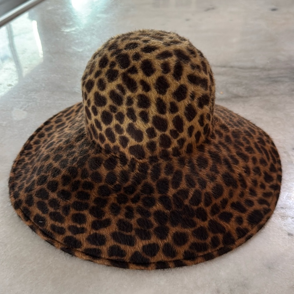Vintage 90s Laura Ashley 100% Fur Felt Leopard Pamela Hat